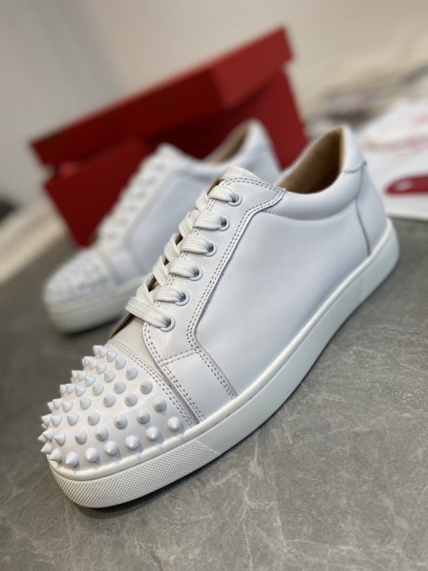 Christian Louboutin Low Cut Sneakers CL-LS05