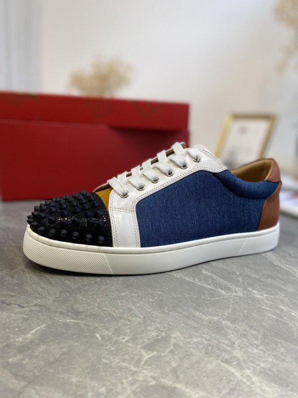 Christian Louboutin Low Cut Sneakers CL-LS17
