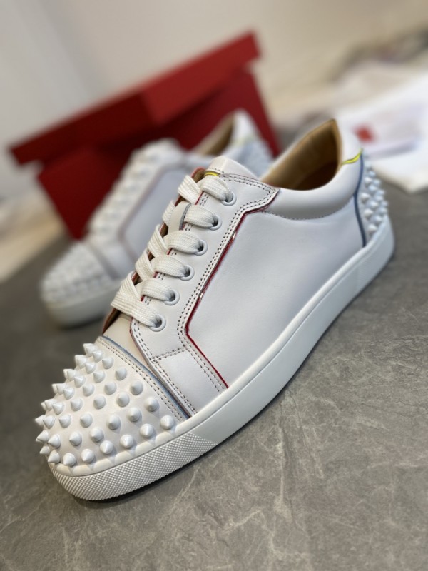 Christian Louboutin Low Cut Sneakers CL-LS25
