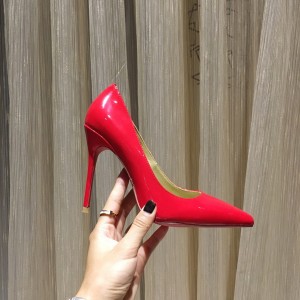 Christian Louboutin Assic Red